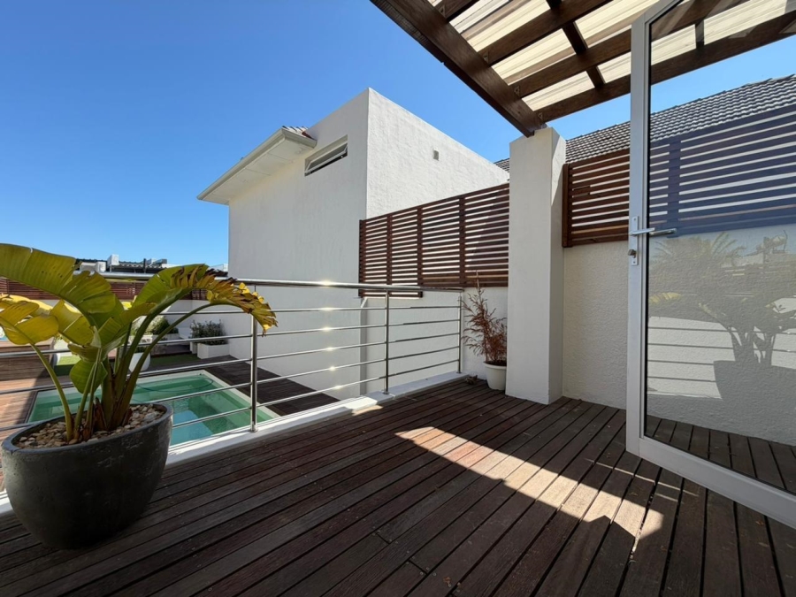 To Let 3 Bedroom Property for Rent in Camps Bay Western Cape